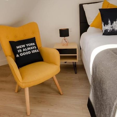 New York House Apartment Villejust Екстериор снимка