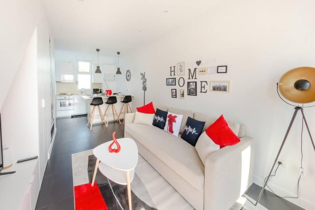New York House Apartment Villejust Екстериор снимка