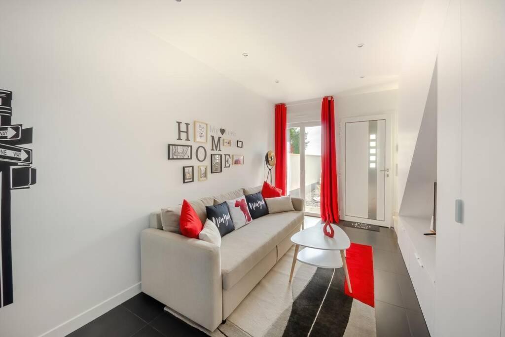 New York House Apartment Villejust Екстериор снимка